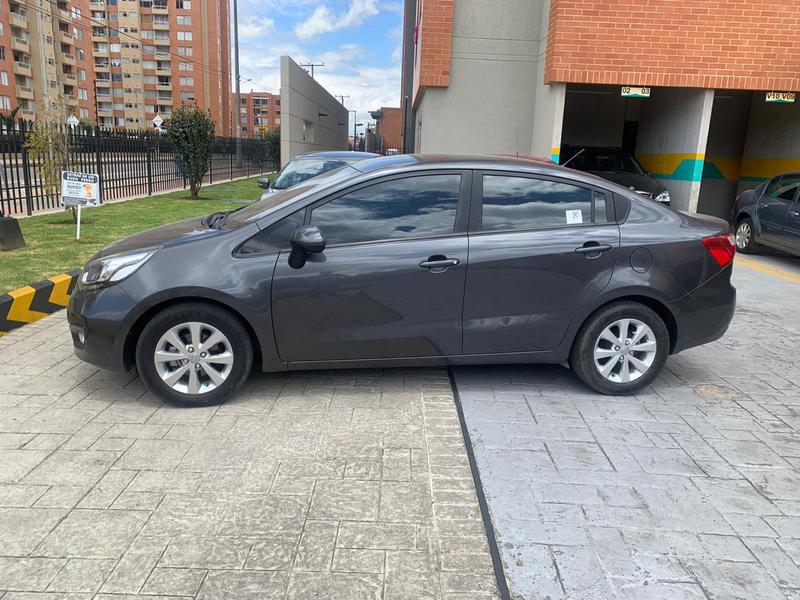 Kia Rio • 2015 • 44,300 km 5