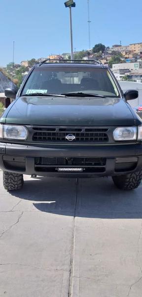 Nissan Pathfinder • 1997 • 262,182 km 3