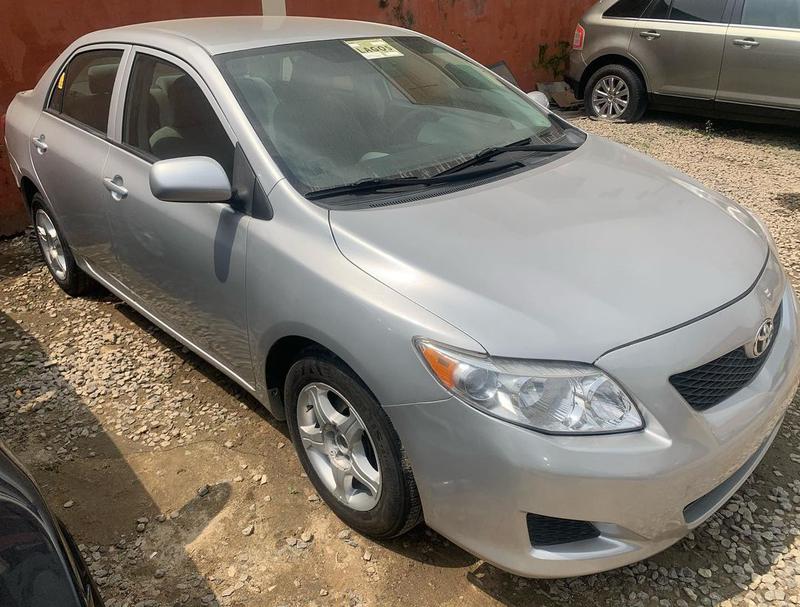 Toyota Corolla • 2010 • 150,000 km 2