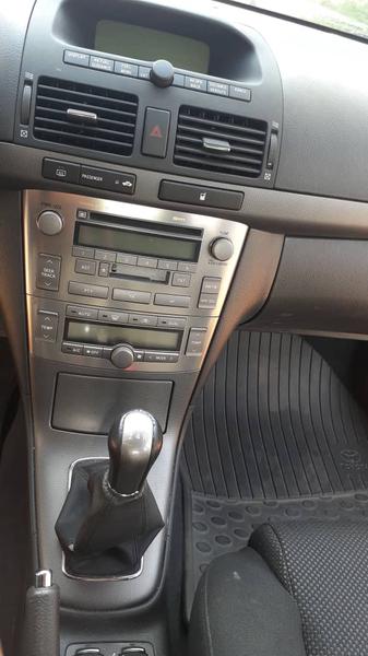 Toyota Avensis • 2004 • 157,000 km 4