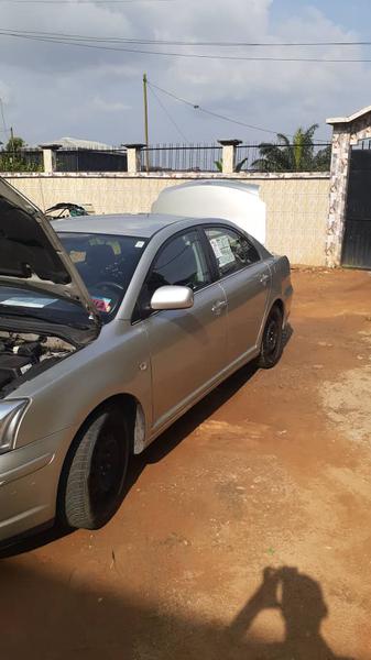 Toyota Avensis • 2004 • 157,000 km 9
