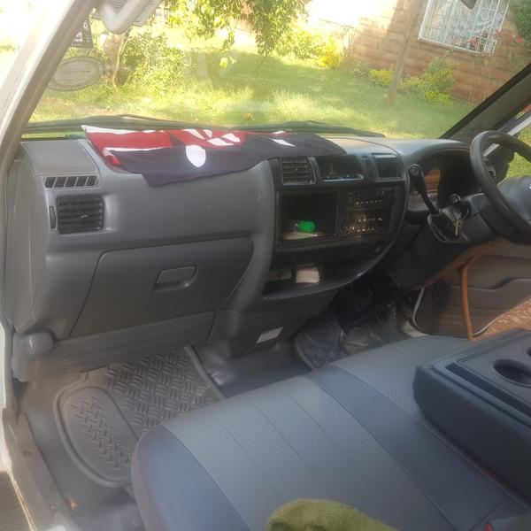 Nissan Vanette Cargo • 2009 • 150,000 km 4