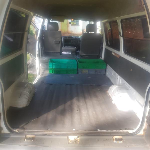 Nissan Vanette Cargo • 2009 • 150,000 km 2