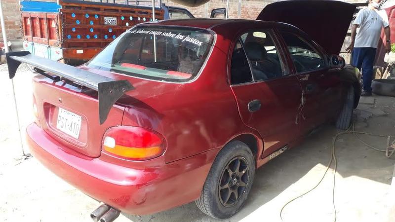 Hyundai Accent • 1995 • 2,005,000 km 7