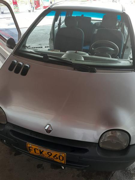 Renault Twingo • 2006 • 194,000 km 2