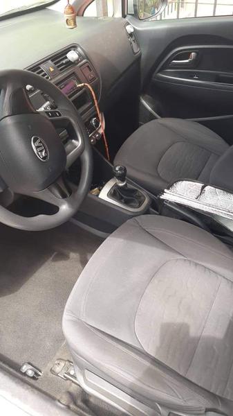 Kia Rio • 2014 • 55,000 km 4