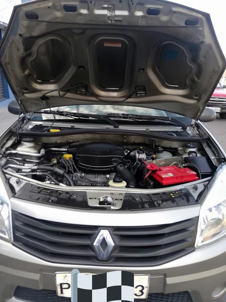 Renault Sandero • 2012 • 150,000 km 4