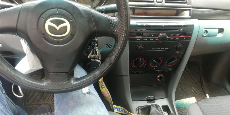 Mazda 3 • 2008 • 89,000 km 5