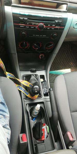 Mazda 3 • 2008 • 89,000 km 4