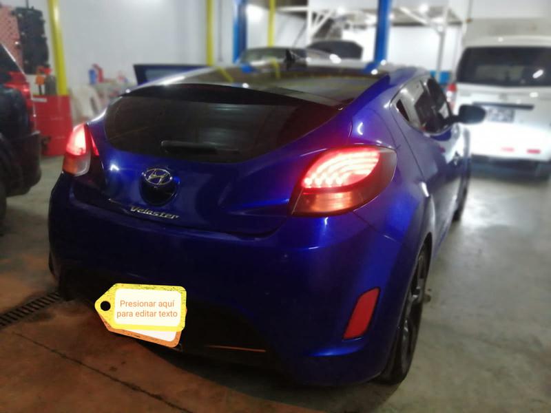 Hyundai  • 2013 • 72,000 km 4