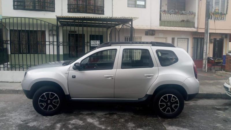 Renault Duster • 2019 • 14,000 km 1