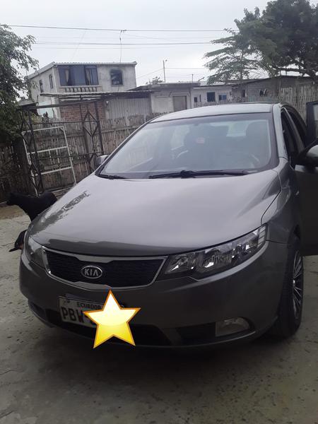 Kia Cerato • 2011 • 16,800 km 4