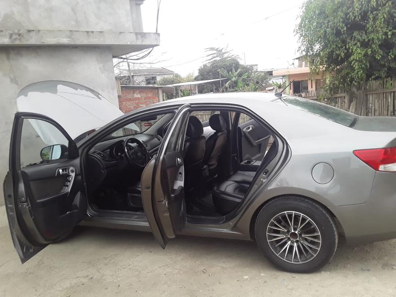 Kia Cerato • 2011 • 16,800 km 6