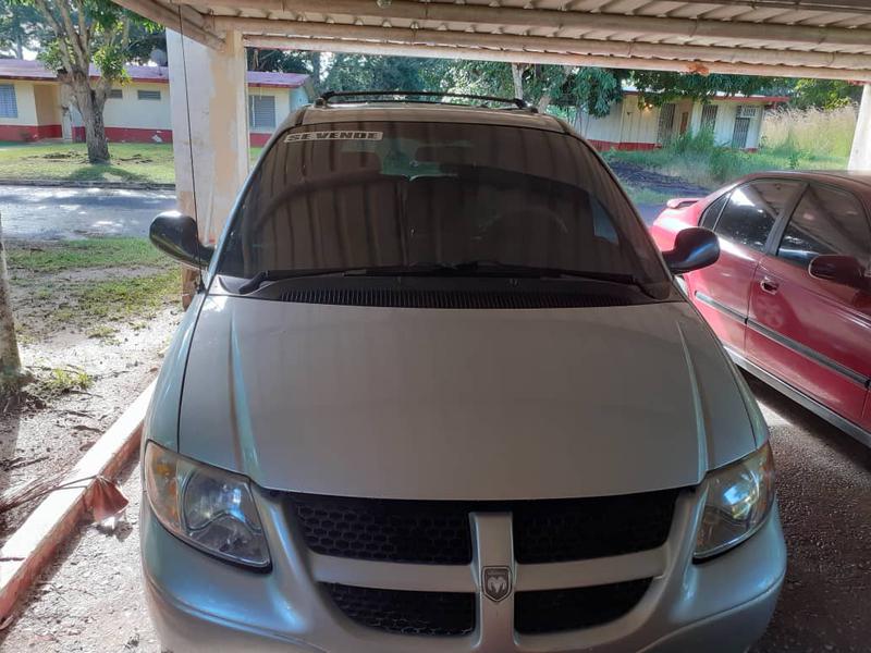 Dodge Grand Caravan • 2001 • 1,040,000 km 1