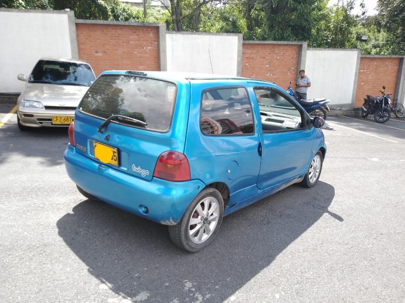 Renault Twingo • 2004 • 150,000 km 3