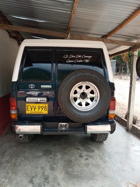 Toyota Land Cruiser • 1996 • 500,000 km 7