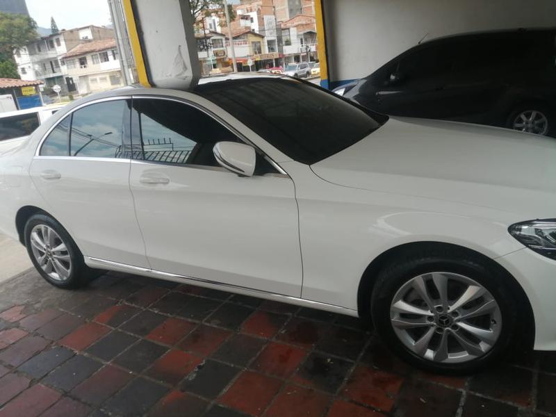 Mercedes-Benz C • 2019 • 33,000 km 3