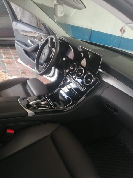 Mercedes-Benz C • 2019 • 33,000 km 5
