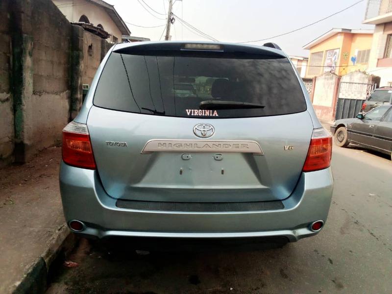 Toyota Highlander • 2009 • 200 km 5