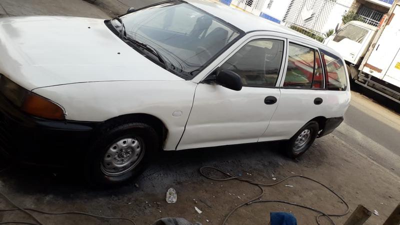 Mitsubishi 3000 GT • 2001 • 100,000 km 2