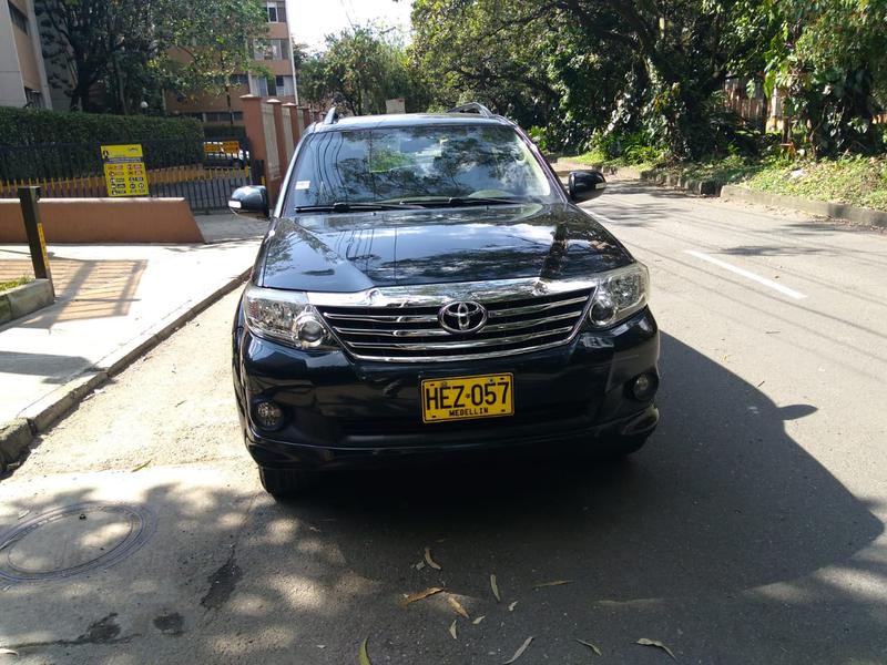 Toyota Fortuner • 2013 • 66,000 km 2
