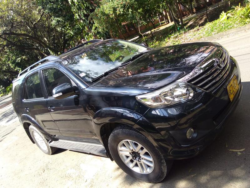 Toyota Fortuner • 2013 • 66,000 km 3