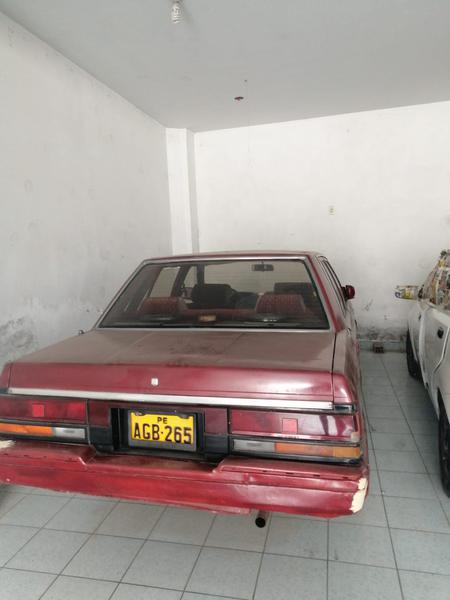 Nissan Laurel • 1985 • 100 km 3