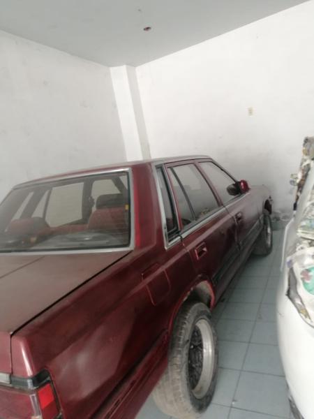 Nissan Laurel • 1985 • 100 km 1