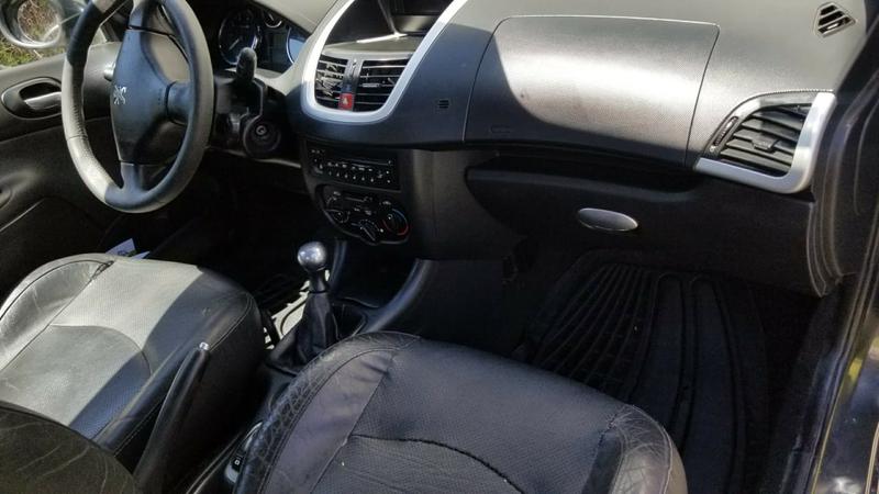 Peugeot 207 • 2011 • 110,000 km 6