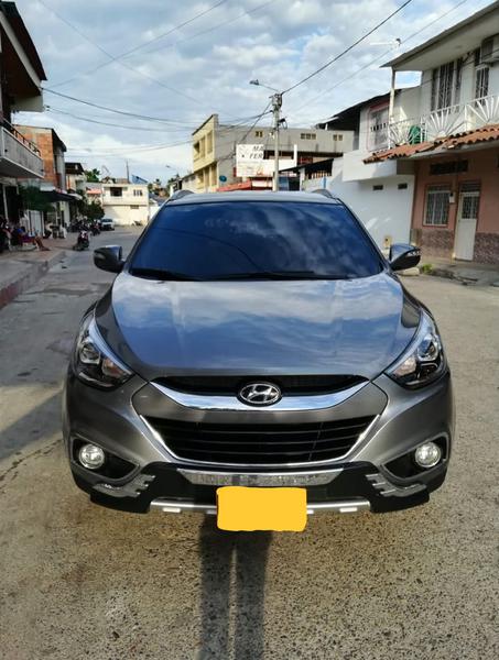 Hyundai ix35 • 2016 • 24,015 km 1