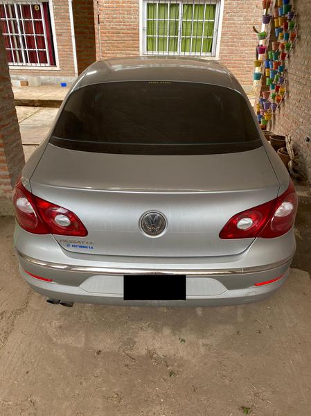 Volkswagen Passat CC • 2011 • 110,000 km 4