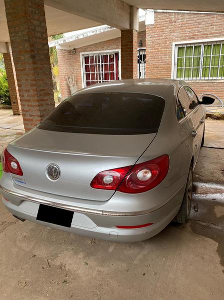 Volkswagen Passat CC • 2011 • 110,000 km 6