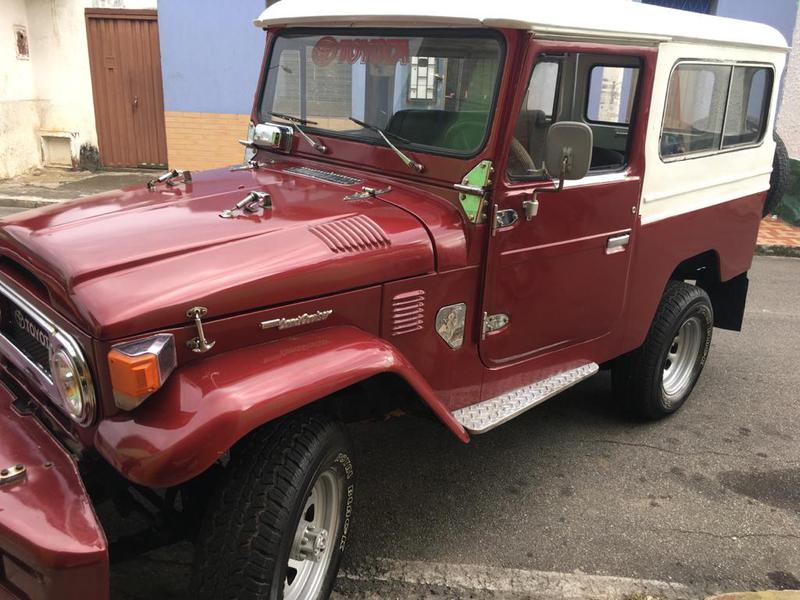 Toyota FJ Cruiser • 1978 • 100,000 km 4