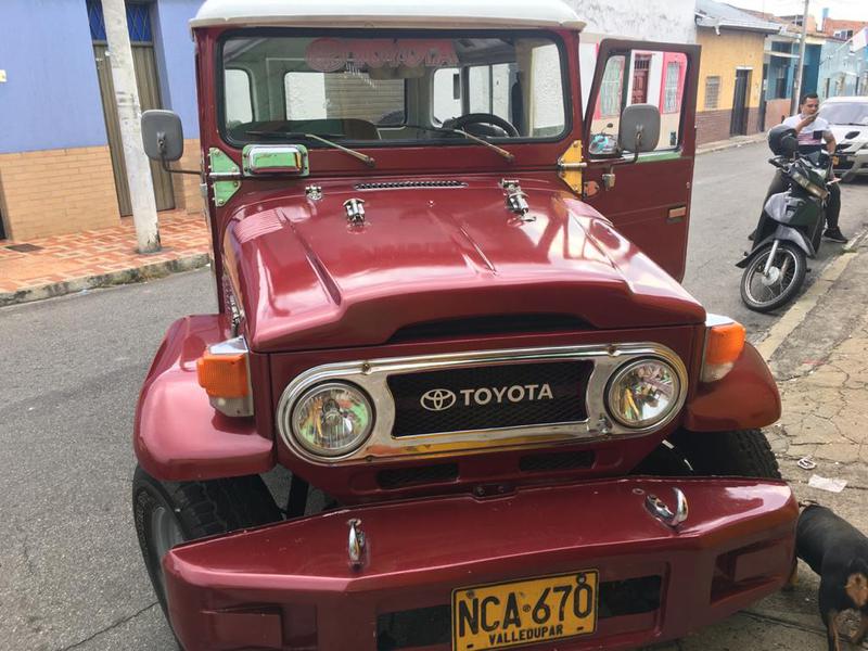 Toyota FJ Cruiser • 1978 • 100,000 km 16