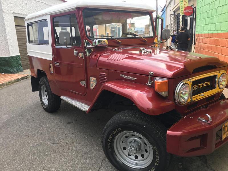 Toyota FJ Cruiser • 1978 • 100,000 km 13