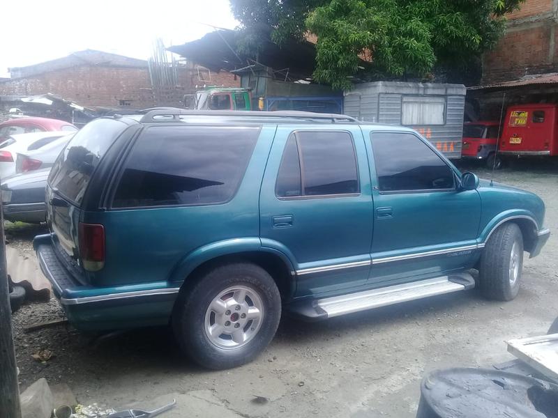 Ford Explorer • 1995 • 123,541 km 4