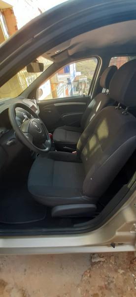 Renault Logan • 2008 • 93,000 km 6