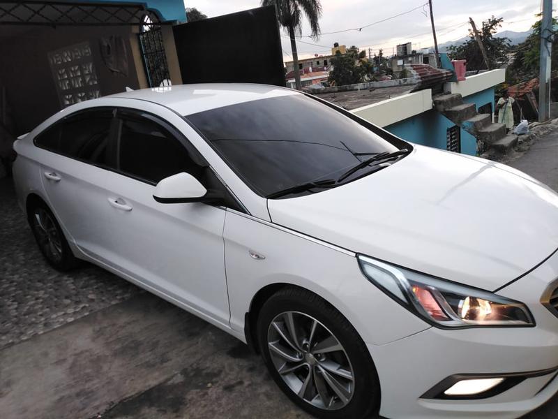 Hyundai Accent • 2017 • 5,000 km 4