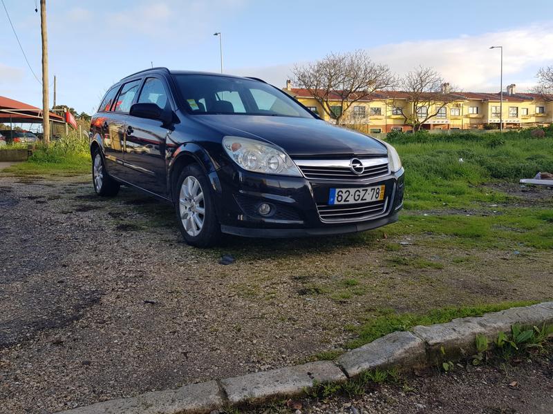 Opel Astra caravan • 2008 • 191,000 km 2