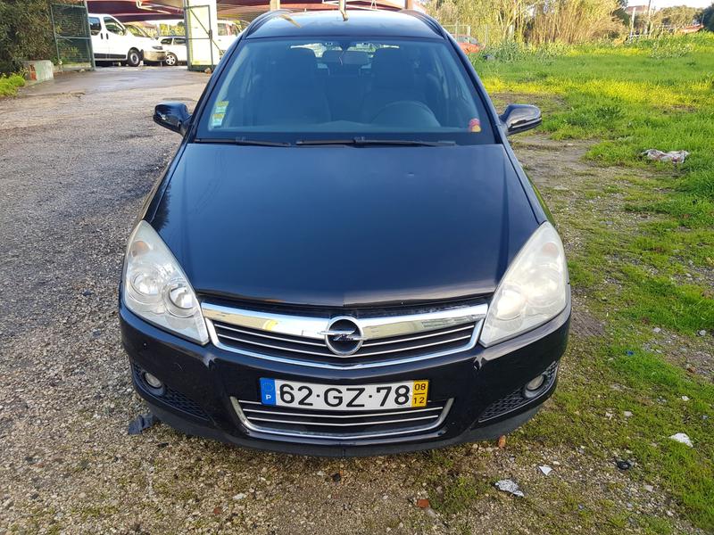 Opel Astra caravan • 2008 • 191,000 km 4