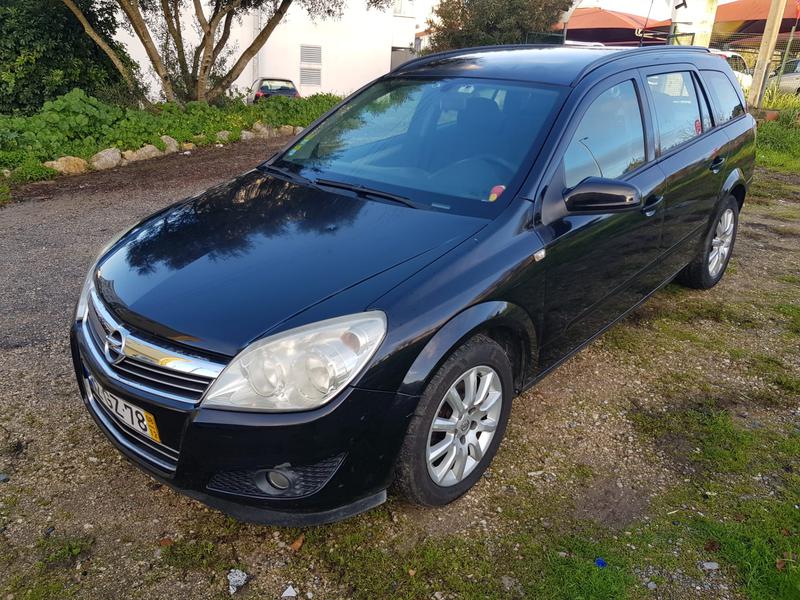 Opel Astra caravan • 2008 • 191,000 km 8