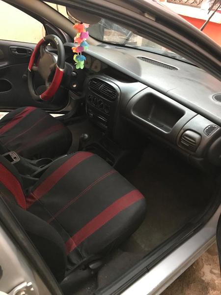 Dodge Attitude • 2000 • 112,613 km 5