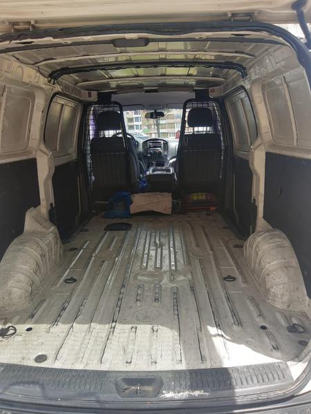 Hyundai H1 • 2010 • 185,000 km 1