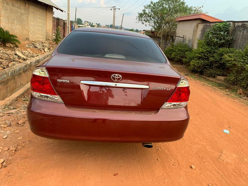Toyota Camry • 2005 • 112,886 km 3