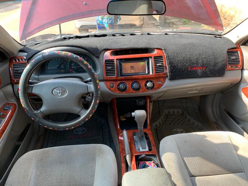 Toyota Camry • 2005 • 112,886 km 4