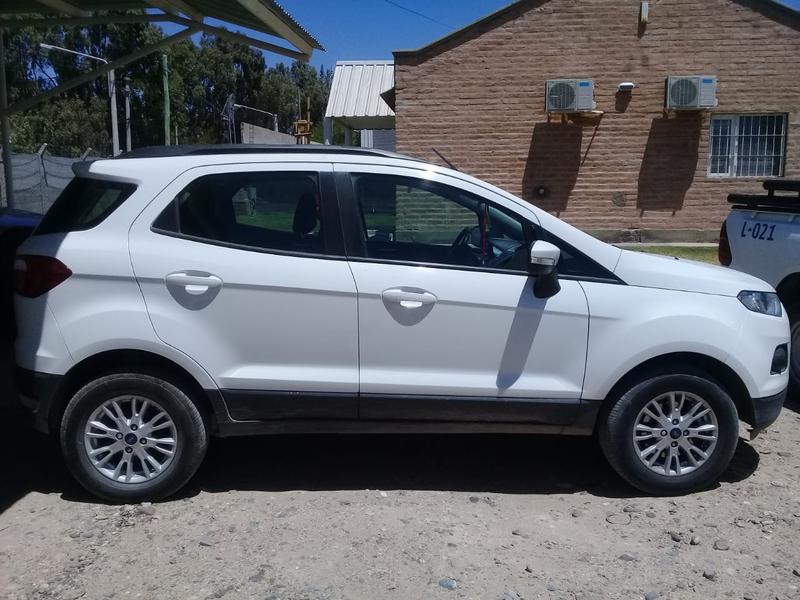 Ford EcoSport • 2016 • 56,000 km 3