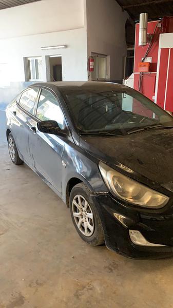 Hyundai Accent • 2013 • 167,000 km 4