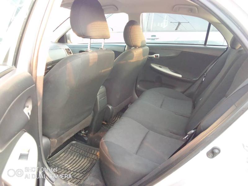 Toyota Corolla • 2010 • 15,000 km 2