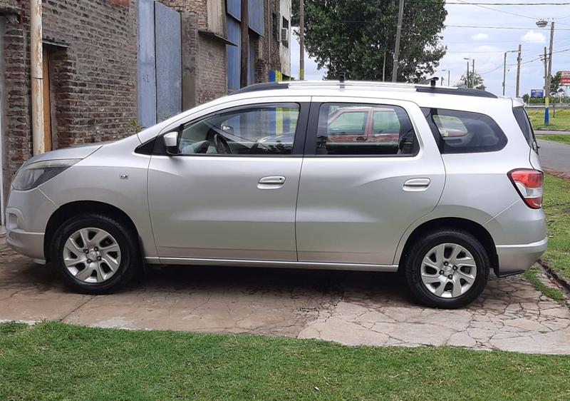 Chevrolet Spin • 2013 • 146,000 km 2