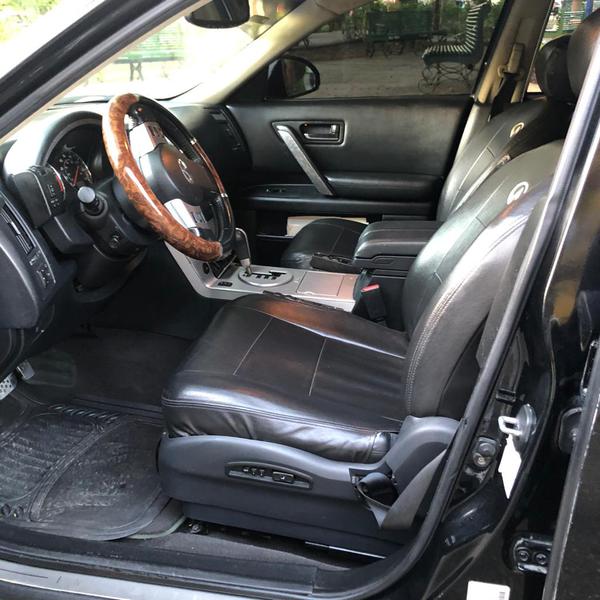 Infiniti FX • 2004 • 57,551 km 10